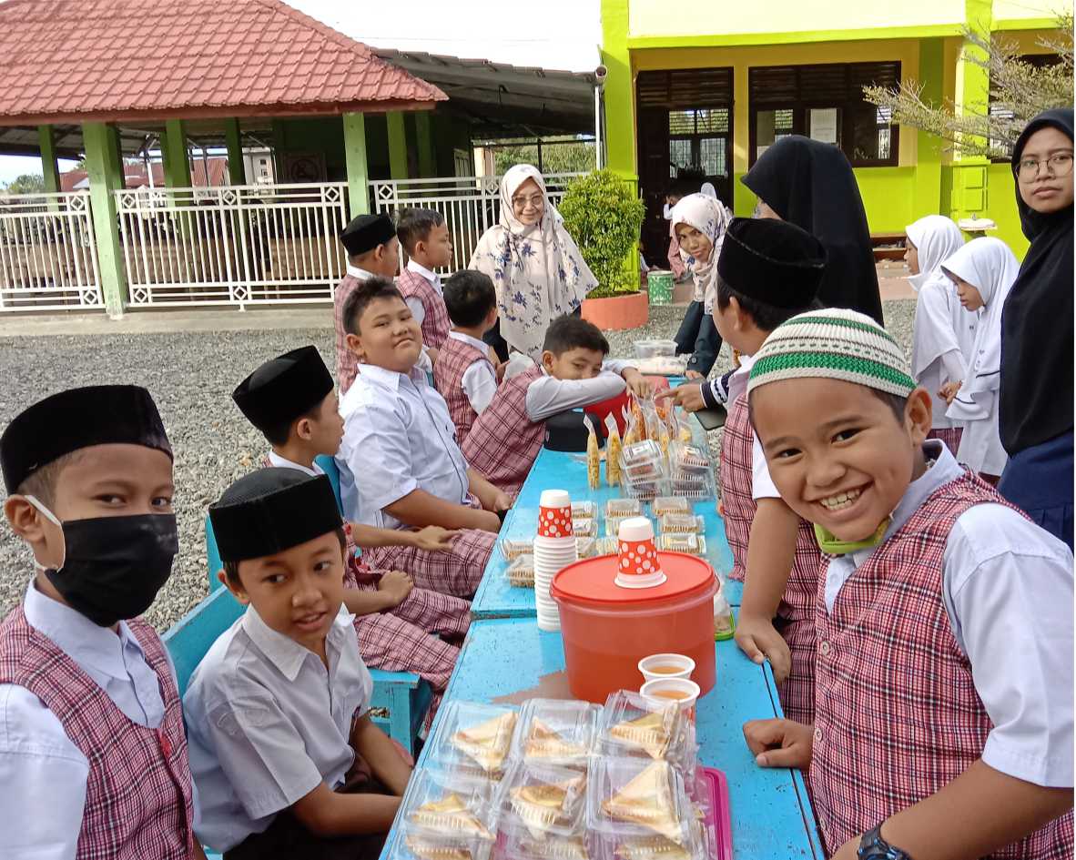 market day di sdit teuku umar