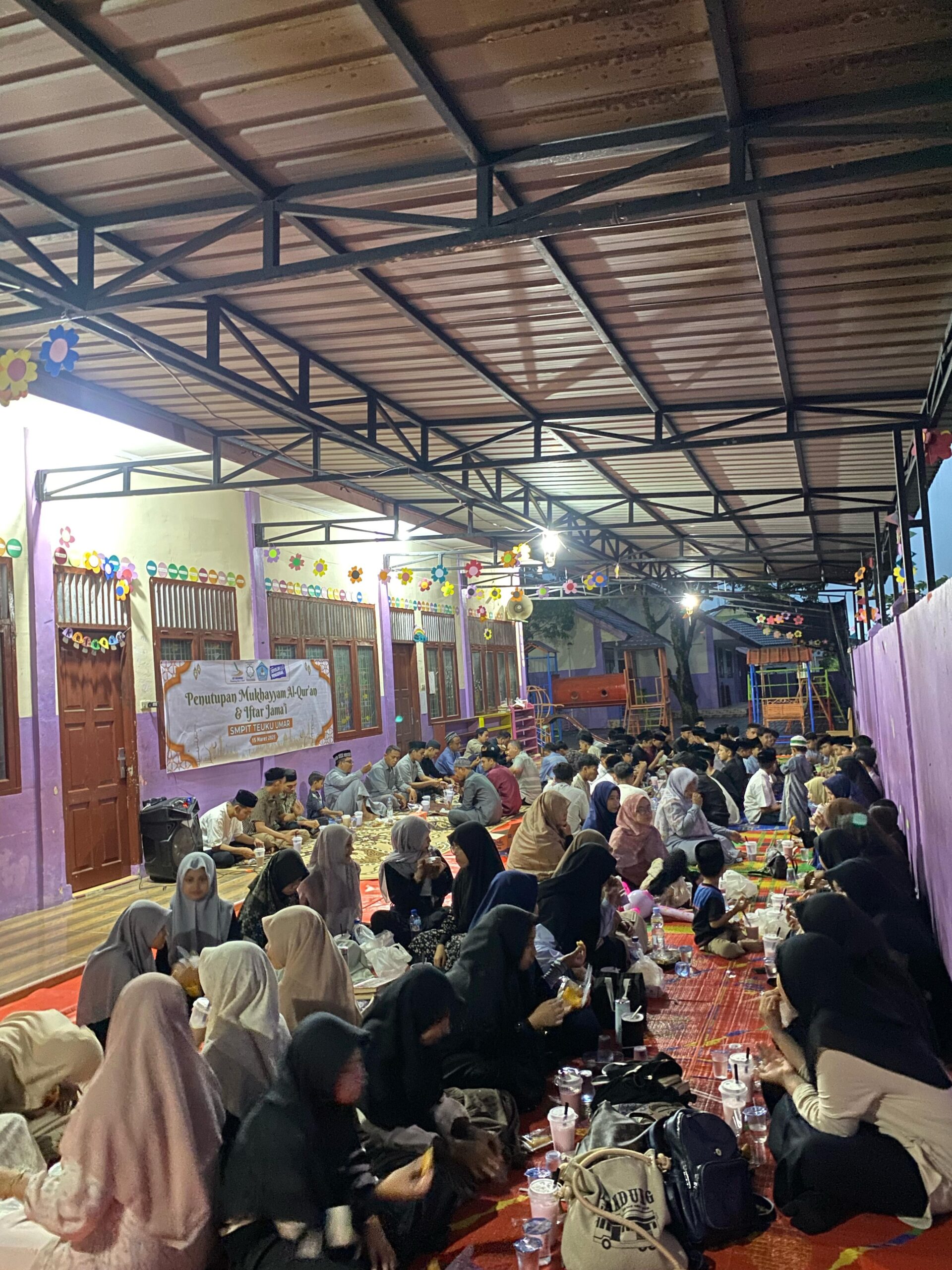 SMPIT Teuku Umar tutup Mukhayyam Al-Qur’an dengan Ifthar Jama’i