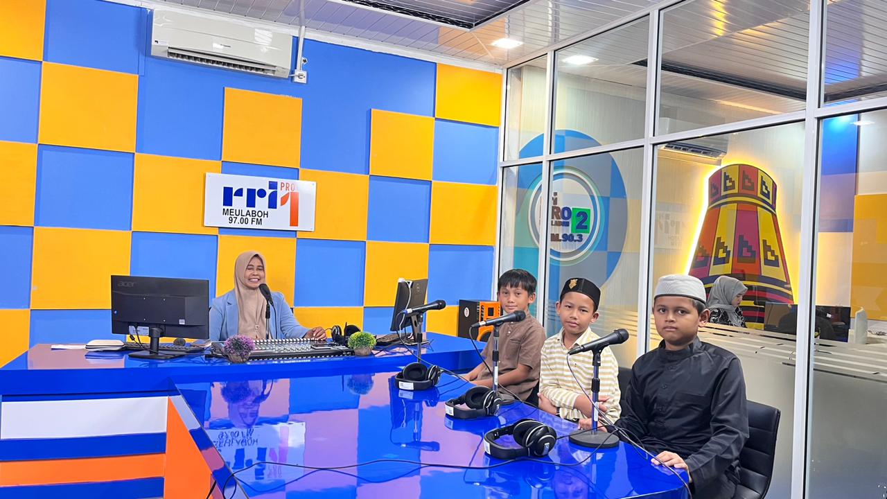 Siswa SDIT Teuku Umar Jadi Narasumber RRI Meulaboh